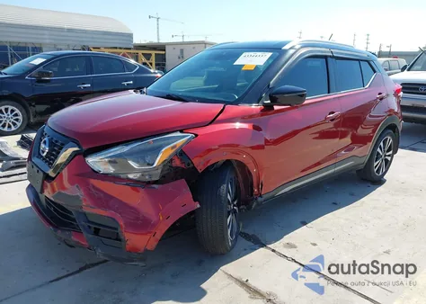 2020 Nissan Kicks Sr Xtronic Cvt z USA, uszkodzony, nr VIN 3N1CP5DVXLL485656